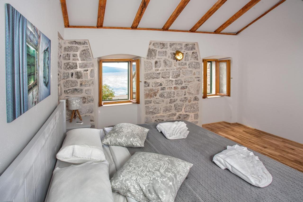 Villa Ruza, Donja Lastva Tivat Bilik gambar